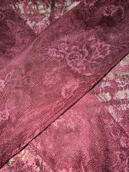 Sheer Lace Long-Sleeve Top in Burgundy - Picture 2 of 3